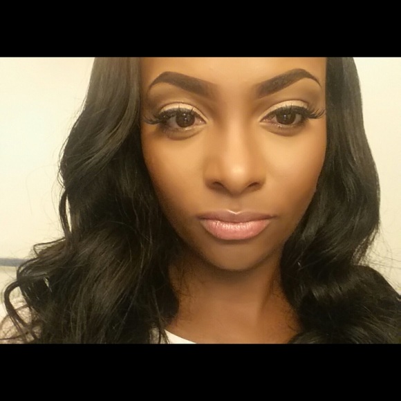 Meet your posher!!! - Picture 5 of 8